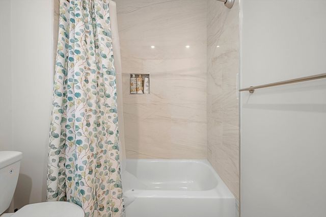 21 Bolton St. 2, Waltham, MA 02453