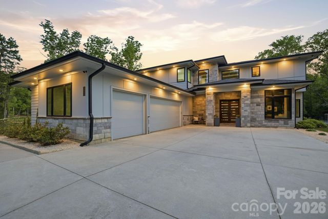 4004 Oldstone Forest Drive, Waxhaw, NC 28173