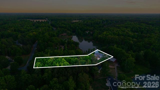 4004 Oldstone Forest Drive, Waxhaw, NC 28173