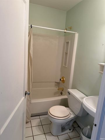 421 S Dexter Avenue, Evansville, IN 47714