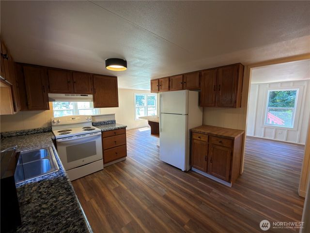 274 Deer Park Road, Port Angeles, WA 98362