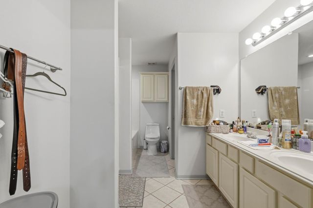 13673 Garden Grove Court 275, Houston, TX 77082