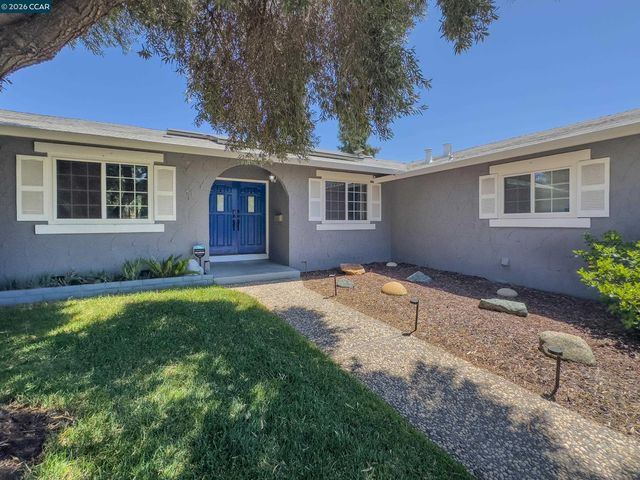 11 Encina Pl, Pittsburg, CA 94565