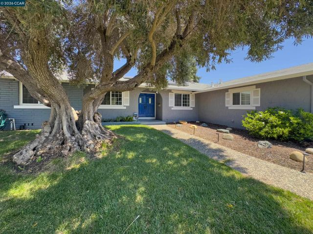 11 Encina Pl, Pittsburg, CA 94565
