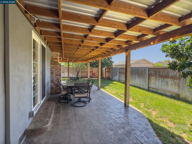 11 Encina Pl, Pittsburg, CA 94565