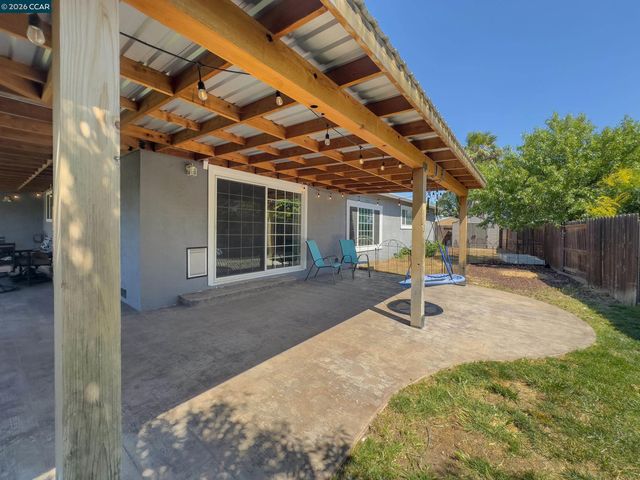11 Encina Pl, Pittsburg, CA 94565