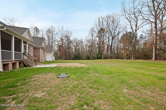 1320 Blue Heron Drive, Nashville, NC 27856