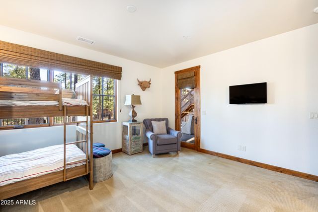 2649 S BLUEBIRD Court, Flagstaff, AZ 86005