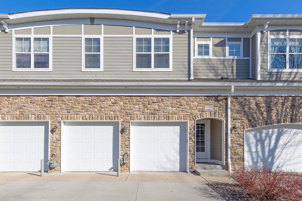 17830 Valley Cove Court, Wayzata, MN 55391