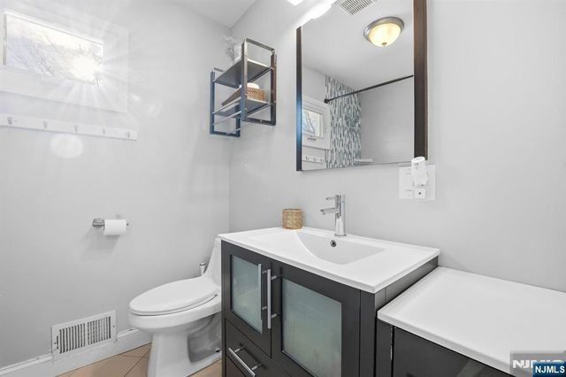 8 Donato Drive, Cedar Grove, NJ 07009