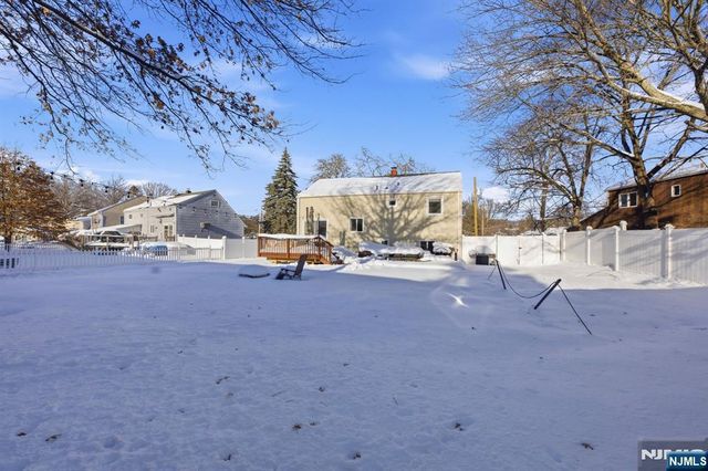 8 Donato Drive, Cedar Grove, NJ 07009