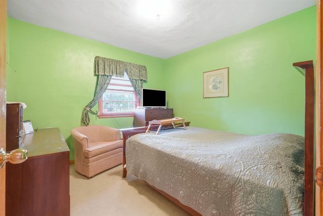735 Adams Street, Waterloo, IA 50703