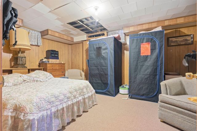 735 Adams Street, Waterloo, IA 50703