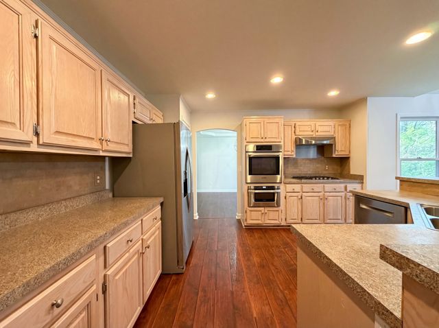 517 Schooner Cv, Hermitage, TN 37076