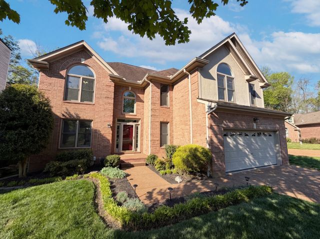 517 Schooner Cv, Hermitage, TN 37076