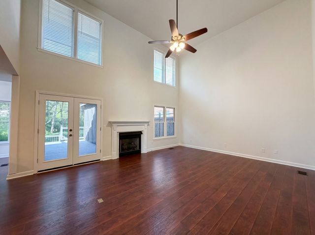 517 Schooner Cv, Hermitage, TN 37076