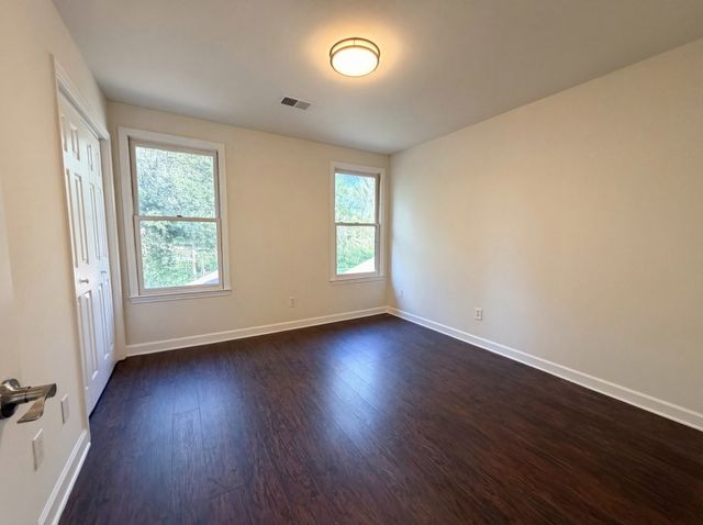 517 Schooner Cv, Hermitage, TN 37076