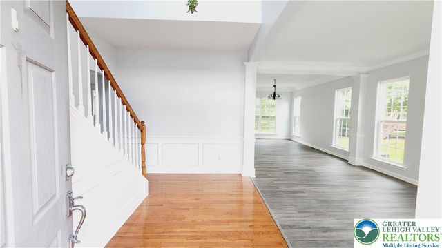 1816 Emerald Drive, South Whitehall Twp, PA 18069