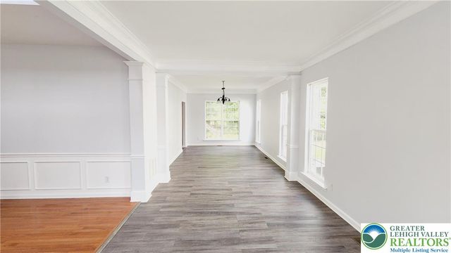 1816 Emerald Drive, South Whitehall Twp, PA 18069