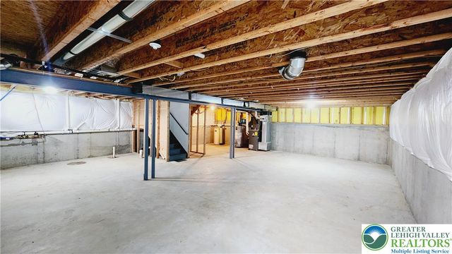 1816 Emerald Drive, South Whitehall Twp, PA 18069