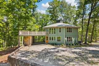 484 Mountain Stream Lane, Lakemont, GA 30552