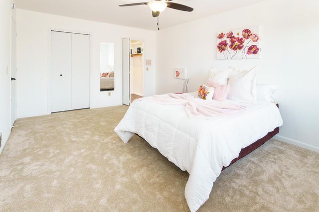 10005 Russell Avenue N 3, Brooklyn Park, MN 55444