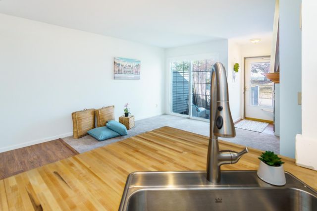 10005 Russell Avenue N 3, Brooklyn Park, MN 55444