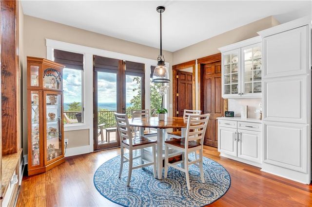 52 Waterside Drive SE, Cartersville, GA 30121