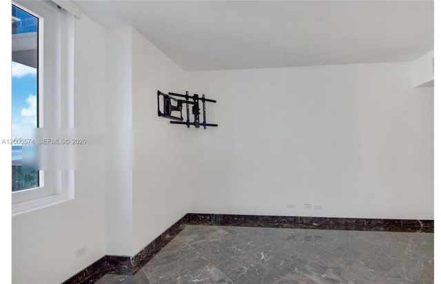 2301 Collins Ave 817, Miami Beach, FL 33139