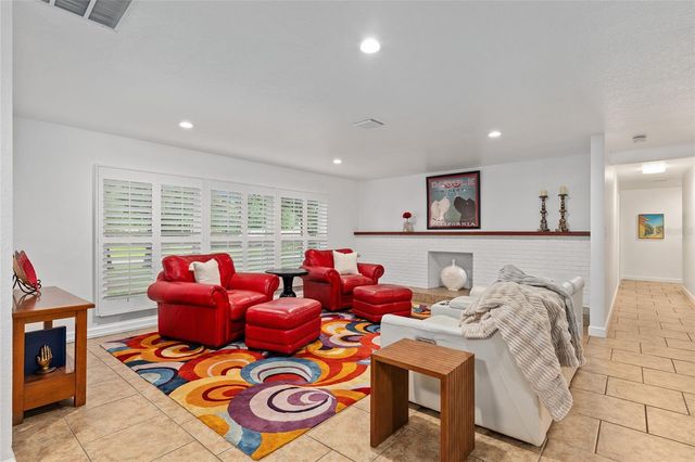 415 SE 22ND AVENUE, Ocala, FL 34471