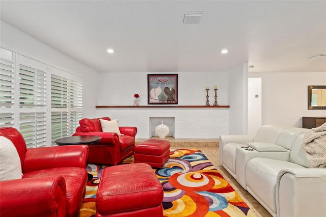 415 SE 22ND AVENUE, Ocala, FL 34471