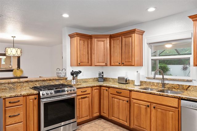 415 SE 22ND AVENUE, Ocala, FL 34471