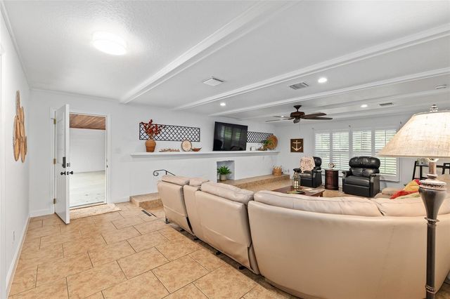 415 SE 22ND AVENUE, Ocala, FL 34471