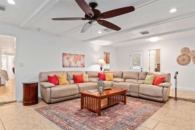 415 SE 22ND AVENUE, Ocala, FL 34471