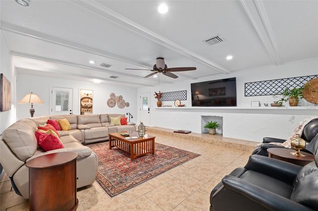 415 SE 22ND AVENUE, Ocala, FL 34471