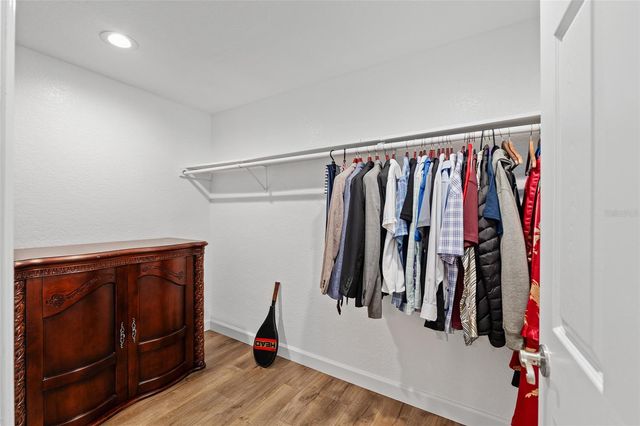 415 SE 22ND AVENUE, Ocala, FL 34471