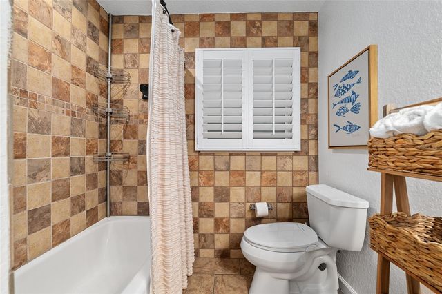 415 SE 22ND AVENUE, Ocala, FL 34471