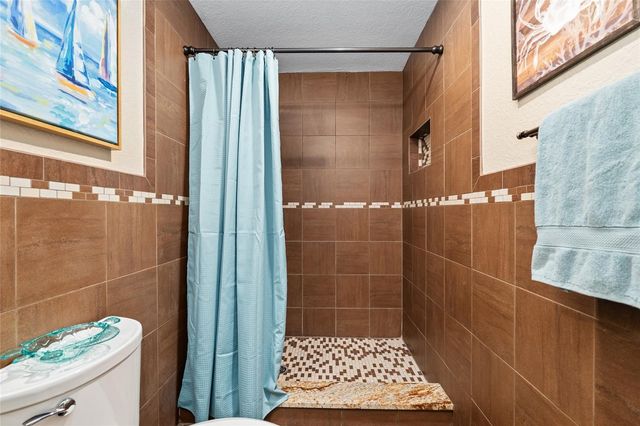 415 SE 22ND AVENUE, Ocala, FL 34471