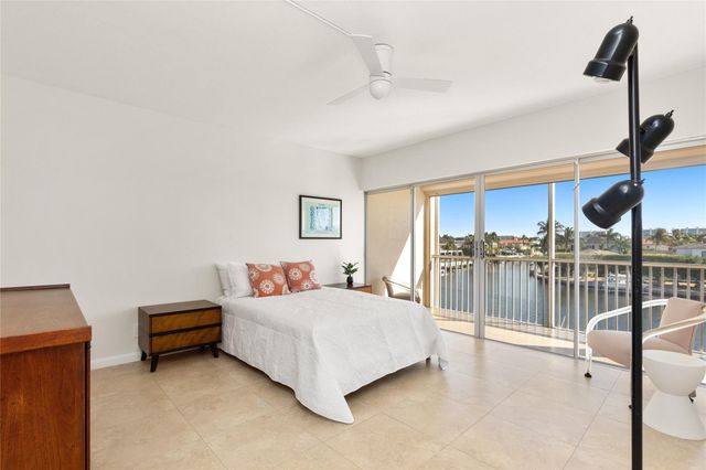 390 N Federal Highway 301, Deerfield Beach, FL 33441