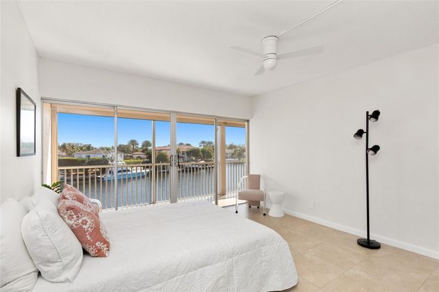 390 N Federal Highway 301, Deerfield Beach, FL 33441