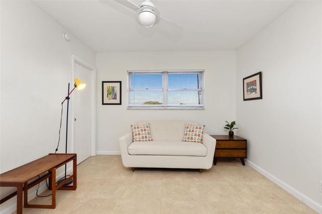 390 N Federal Highway 301, Deerfield Beach, FL 33441