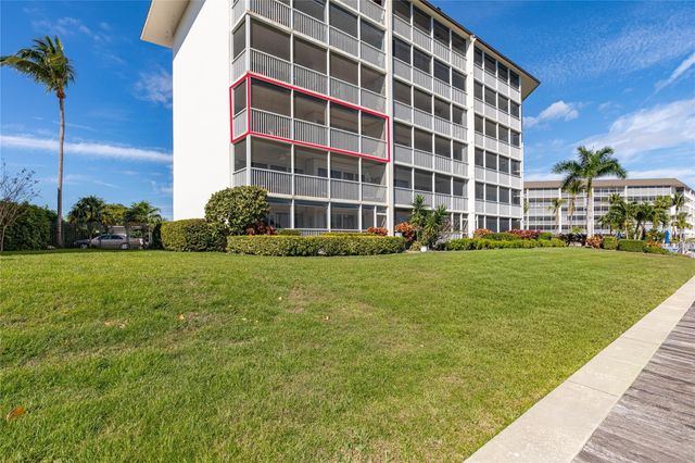 390 N Federal Highway 301, Deerfield Beach, FL 33441