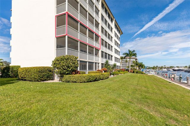 390 N Federal Highway 301, Deerfield Beach, FL 33441