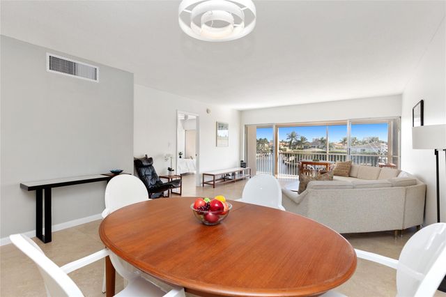 390 N Federal Highway 301, Deerfield Beach, FL 33441