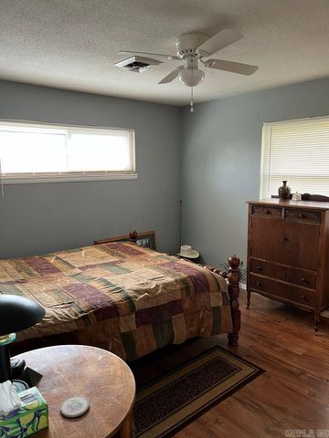 25 Su Lane, Mountain Home, AR 72653
