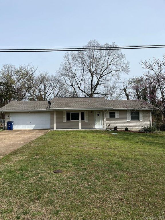 25 Su Lane, Mountain Home, AR 72653