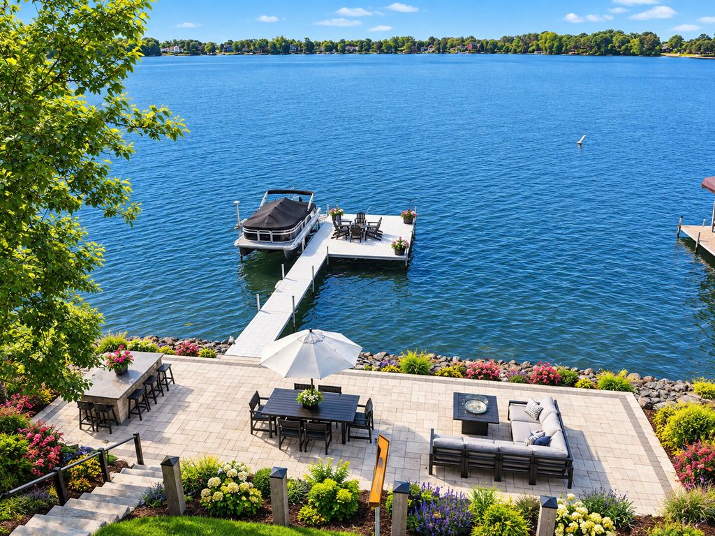 504 N Old Rand Road, Lake Zurich, IL 60047 — photo 4