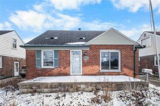 33619 Forest Street, Wayne, MI 48184