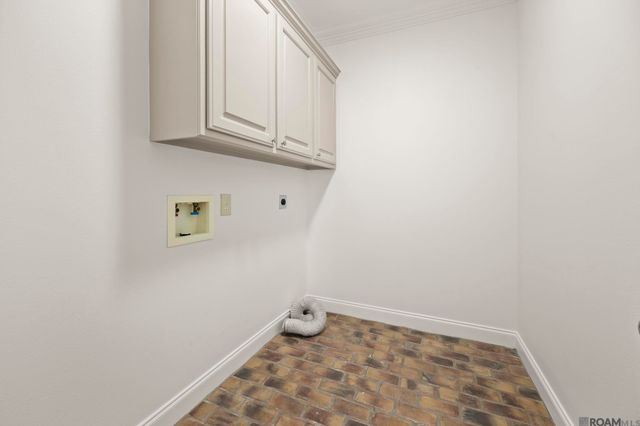 41073 Garden Ct, Gonzales, LA 70737