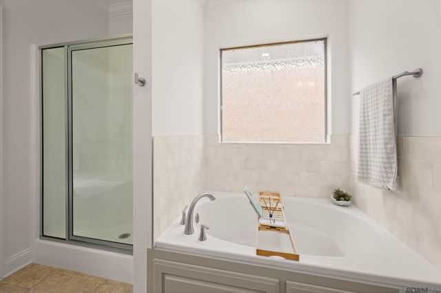 41073 Garden Ct, Gonzales, LA 70737